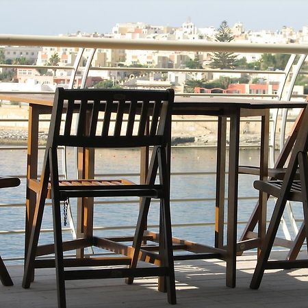 Seafront Apartment Marsascala 마르사스칼라 외부 사진
